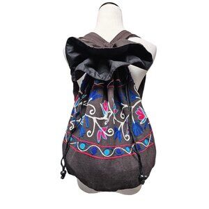 2006 embroidered brown drawstring backpack